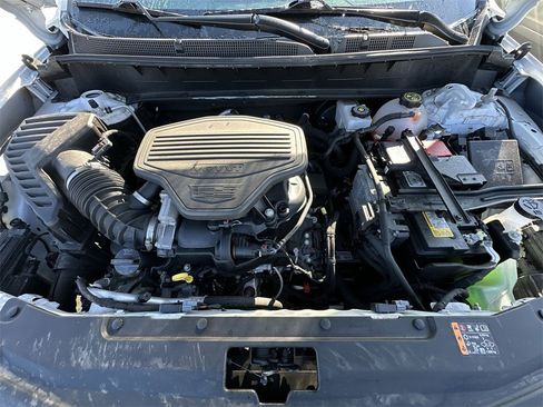 Used 2024 Cadillac XT6 Premium Luxury image 19