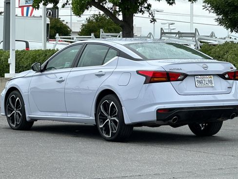 Certified 2024 Nissan Altima 2.5 SR w/ SR Premium Package AWD/4WD image 6