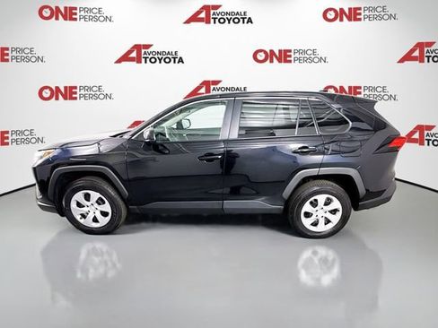 Certified 2025 Toyota RAV4 LE FWD image 5