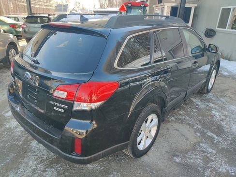 Used 2014 Subaru Outback 2.5i Premium image 6