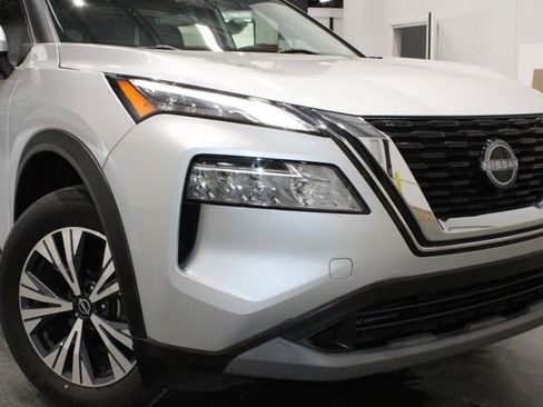 Used 2022 Nissan Rogue SV FWD image 46