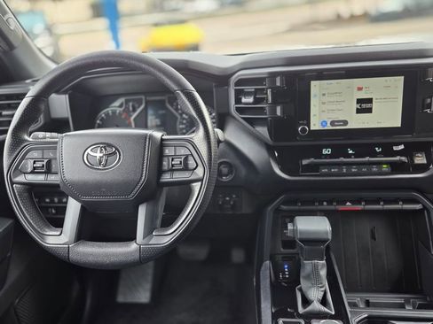 Used 2025 Toyota Tundra SR5 w/ SR5 Convenience Package AWD/4WD image 18