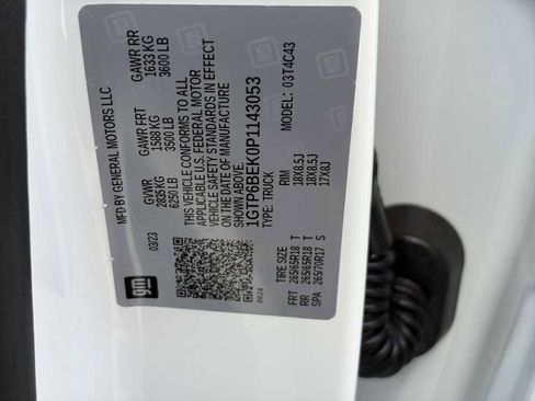 Used 2023 GMC Canyon Elevation w/ Elevation Premium Package image 25