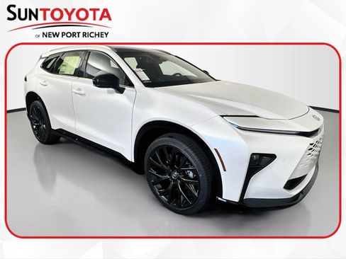 New 2026 Toyota Crown Signia w/ Advanced Technology Package AWD/4WD image 1