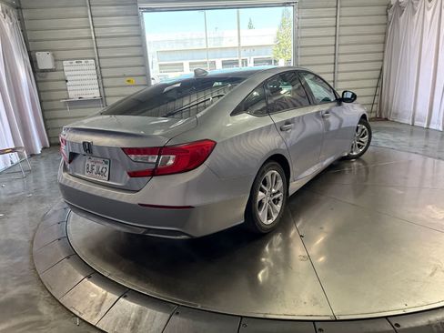 Used 2019 Honda Accord LX image 5