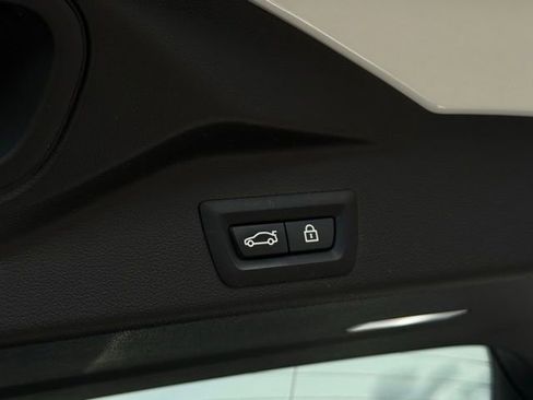 Used 2021 BMW X5 xDrive40i AWD/4WD image 35