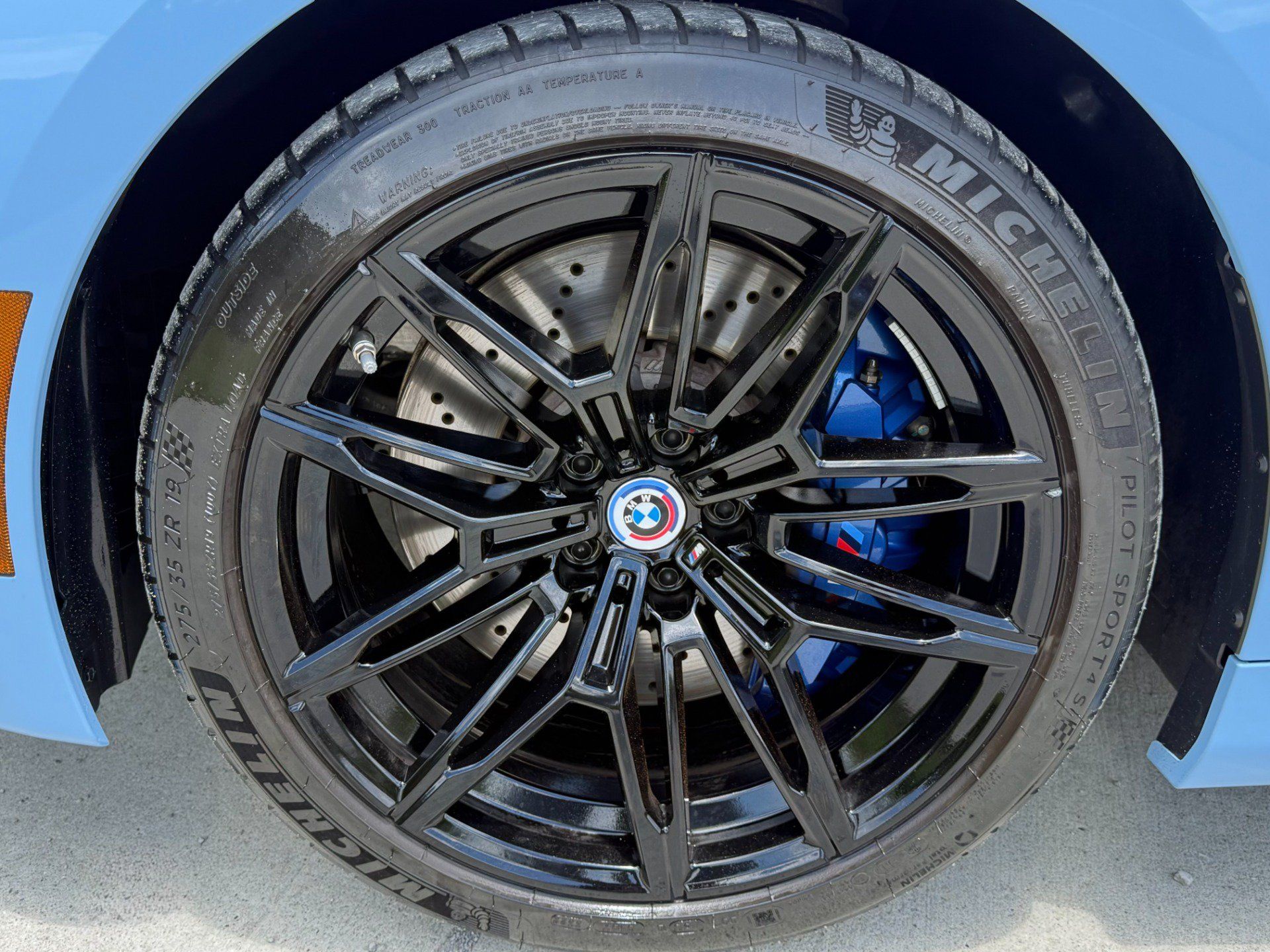 Used 2023 BMW M2 w/ Lighting Package RWD image 48