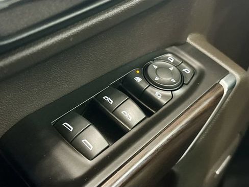 Used 2019 GMC Sierra 1500 SLT AWD/4WD image 19