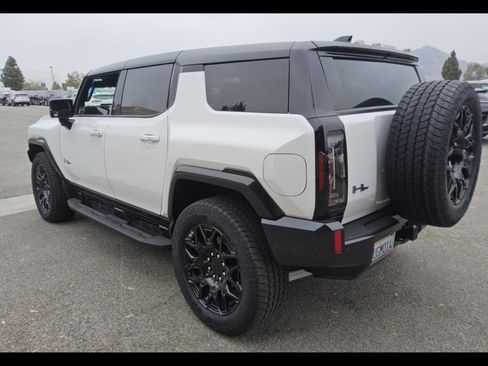 Used 2025 GMC Hummer EV 2X AWD/4WD image 6