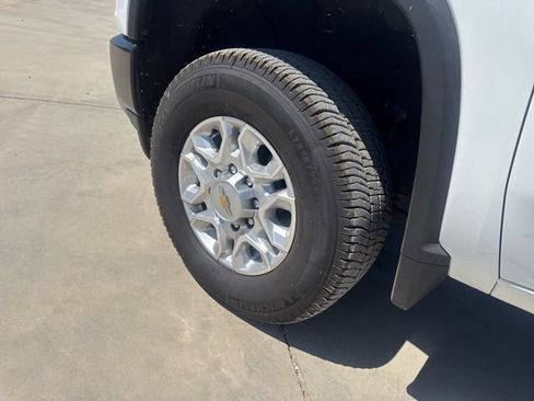 Used 2022 Chevrolet Silverado 3500 W/T w/ WT Fleet Convenience Package AWD/4WD image 7