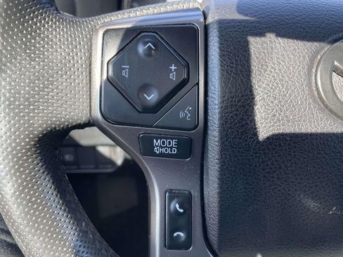 Used 2022 Toyota Tacoma SR5 image 31