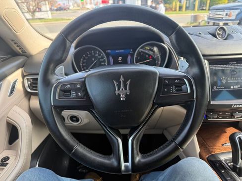 Used 2017 Maserati Levante S image 13