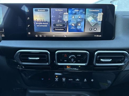 New 2026 Nissan Sentra SV w/ Floor Mat Package FWD image 15