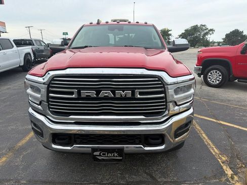 Used 2022 RAM 2500 Laramie AWD/4WD image 2