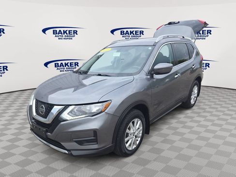 Used 2017 Nissan Rogue SV AWD/4WD image 8