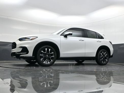 Used 2026 Honda HR-V EX-L image 32