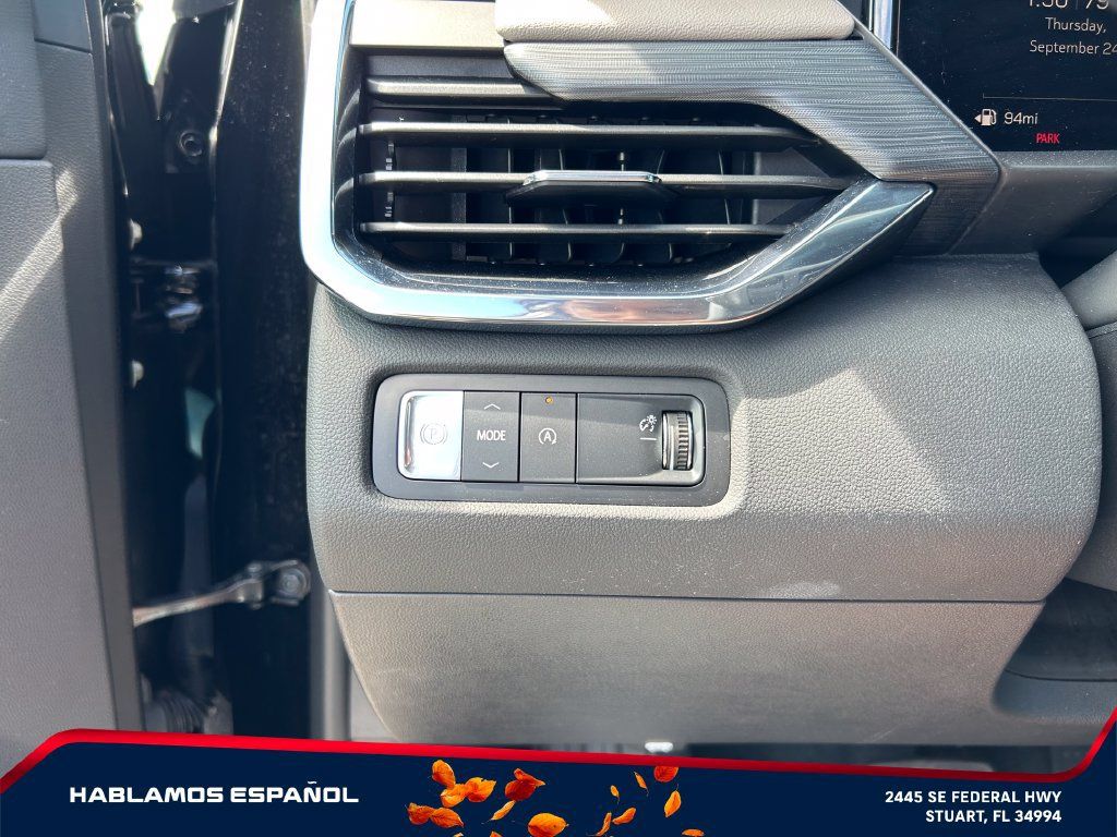 Used 2026 GMC Acadia Elevation w/ Elevation Premium Package FWD image 24