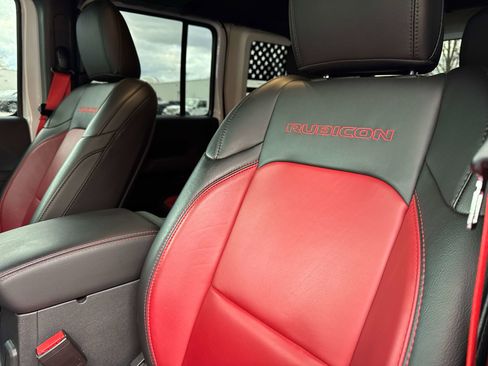 Used 2023 Jeep Wrangler Unlimited Rubicon 4xe image 12