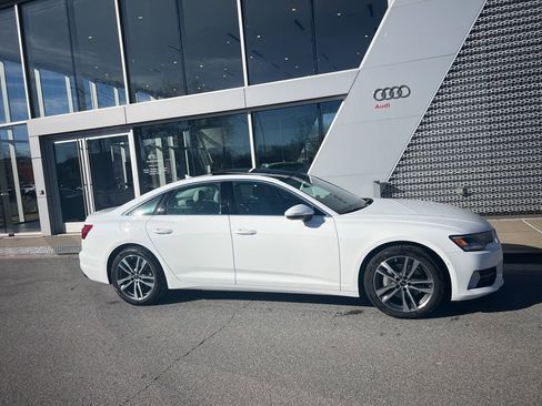 Used 2023 Audi A6 2.0T Premium w/ Convenience Package image 14