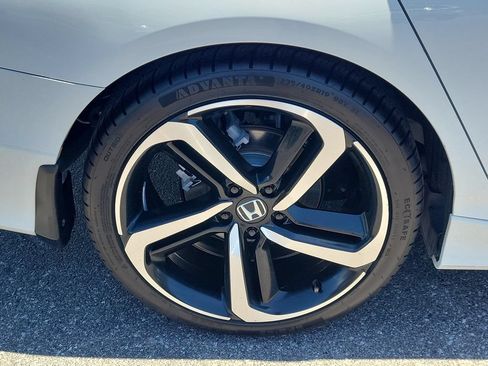 Used 2022 Honda Accord Sport image 7