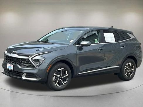 Used 2025 Kia Sportage LX AWD/4WD image 2