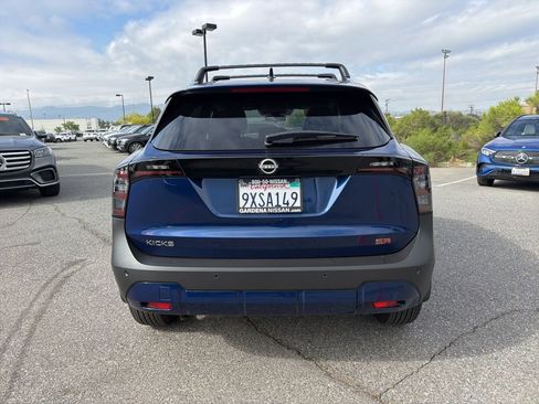 Used 2026 Nissan Kicks SR image 5