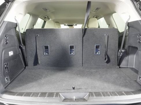 Used 2024 Subaru Ascent Premium w/ Convenience Package image 36