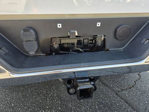 Used 2020 Chevrolet Silverado 1500 LT w/ All-Star Edition RWD image 17