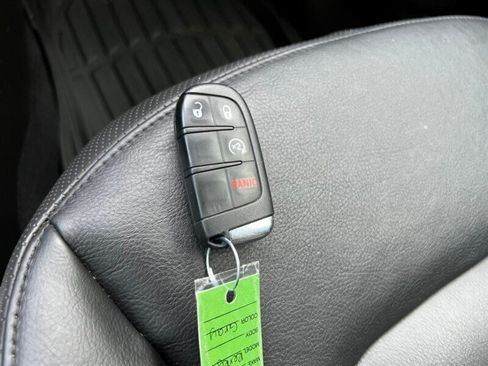 Used 2020 Jeep Renegade Limited AWD/4WD image 39