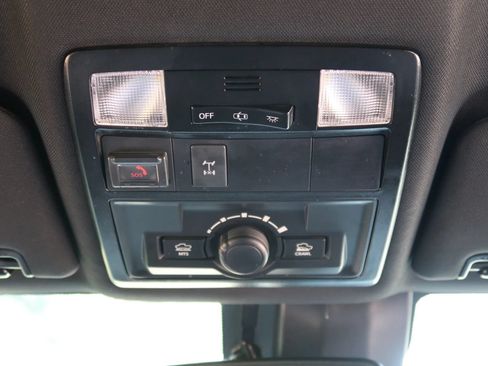 Used 2021 Toyota Tacoma TRD Off-Road w/ Technology Package AWD/4WD image 51