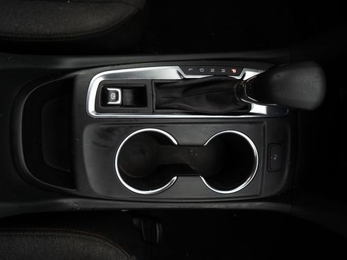 Used 2022 Chevrolet Equinox LT image 27