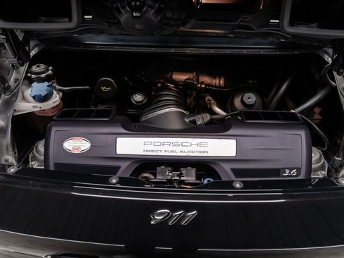 Used 2009 Porsche 911 Carrera RWD image 56