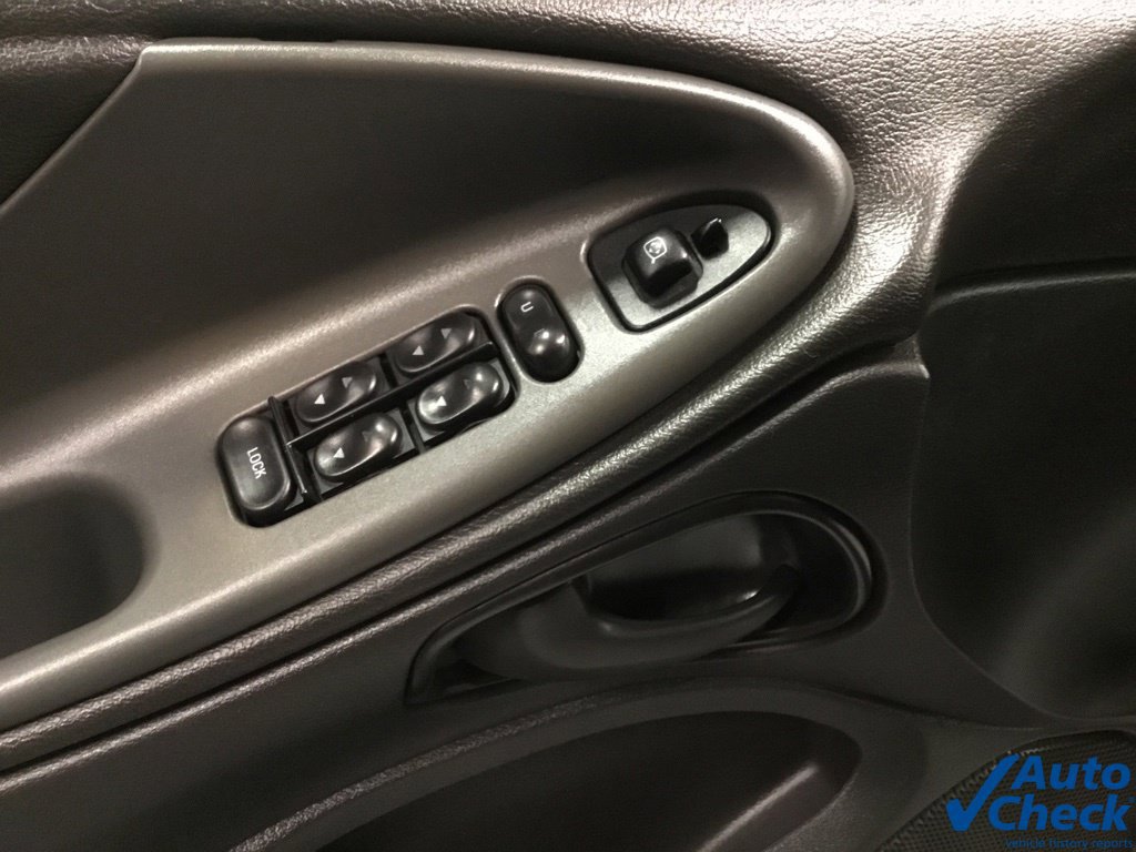 Used 2003 Ford Mustang GT RWD image 31