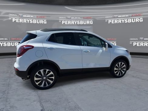 Used 2022 Buick Encore Preferred w/ Safety Package AWD/4WD image 8