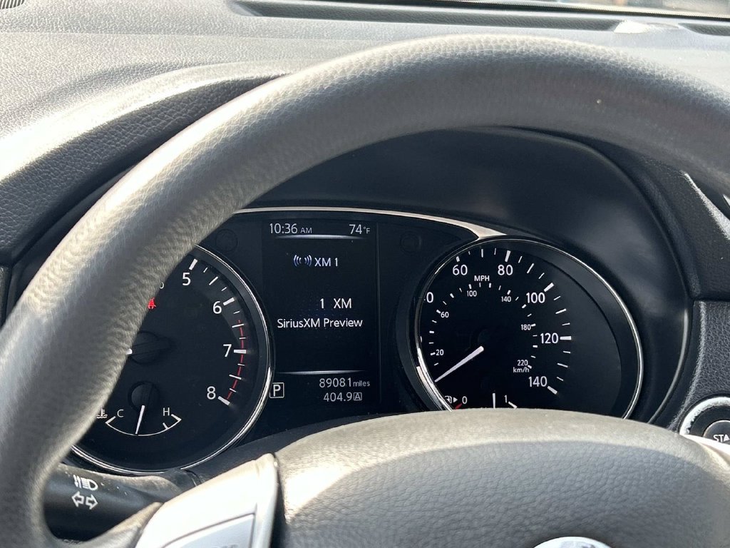 Used 2015 Nissan Rogue SV AWD/4WD image 23