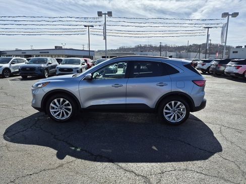 Used 2022 Ford Escape Titanium w/ Titanium Elite Package image 6