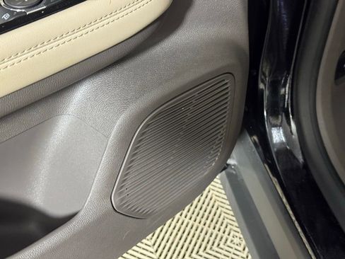 Certified 2022 Lincoln Corsair Reserve w/ Equipment Group 201A image 20