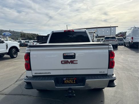 Used 2017 GMC Sierra 1500 SLE w/ SLE Value Package image 6