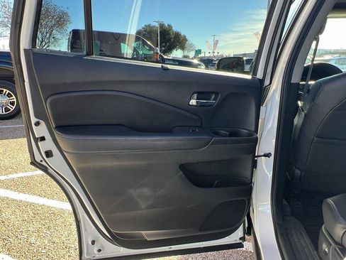 Used 2021 Honda Pilot Special Edition image 11