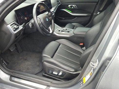 Used 2023 BMW 330i xDrive 330i xDrive w/ Driving Assistance Package image 12