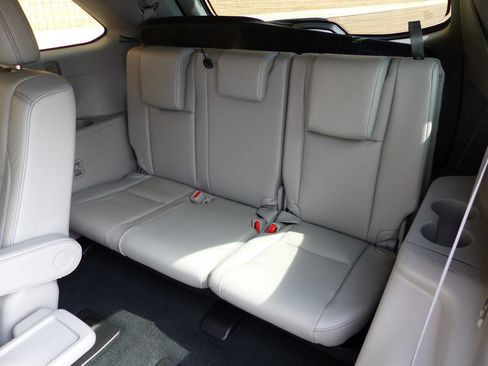 Used 2019 Toyota Highlander FWD V6 image 57