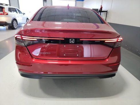 Used 2024 Honda Accord EX image 6