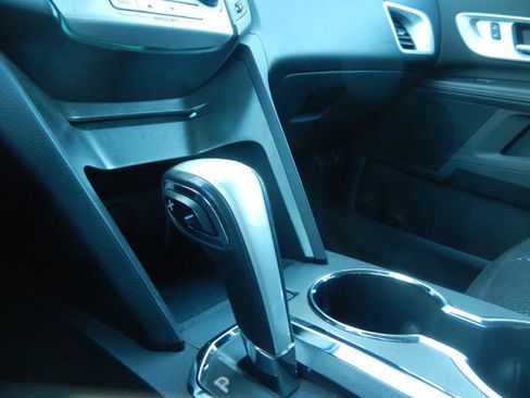 Used 2014 Chevrolet Equinox LT w/ Driver Convenience Package image 38