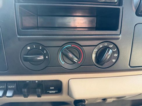 Used 2007 Ford F250 XLT image 44