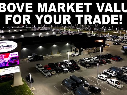 Used 2024 RAM 2500 Big Horn w/ Night Edition AWD/4WD image 11