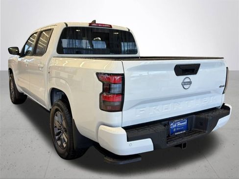 New 2026 Nissan Frontier SV w/ All-Weather Content Package AWD/4WD image 10