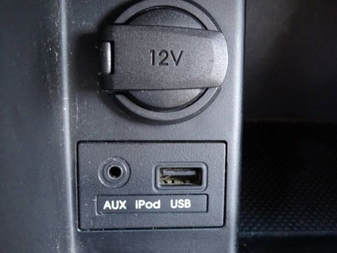 Used 2013 Hyundai Elantra GLS FWD image 6