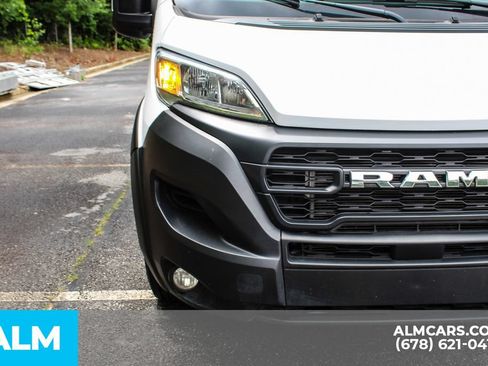 Used 2025 RAM ProMaster 2500 w/ Convenience Group FWD image 11