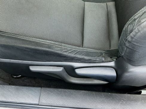 Used 2017 Toyota 86 RWD image 19