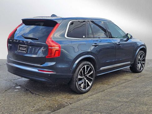 Certified 2024 Volvo XC90 B6 Ultimate w/ Protection Package Premier image 11